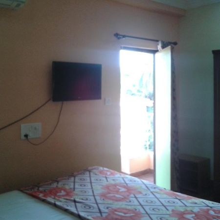 Ancora Beach Resort Baga Eksteriør bilde